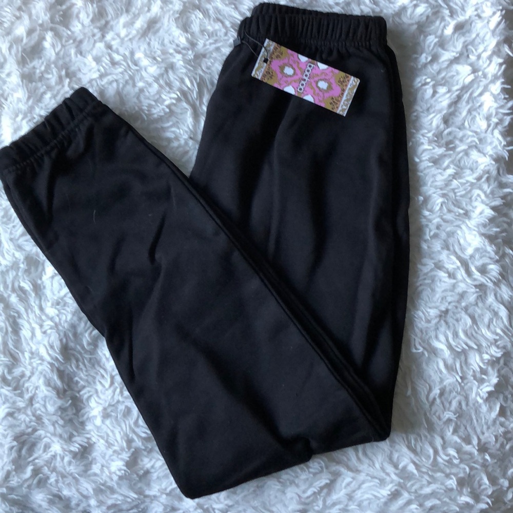 black BOOHOO sweats
